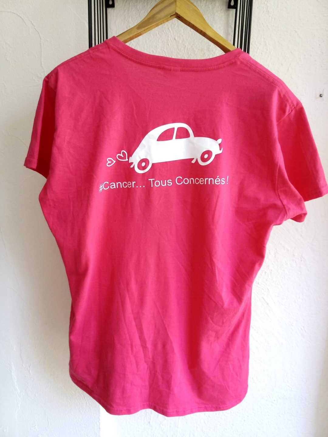 Tee-shirt rose col V