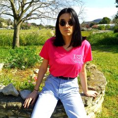 Tee-shirt rose col V – Image 3