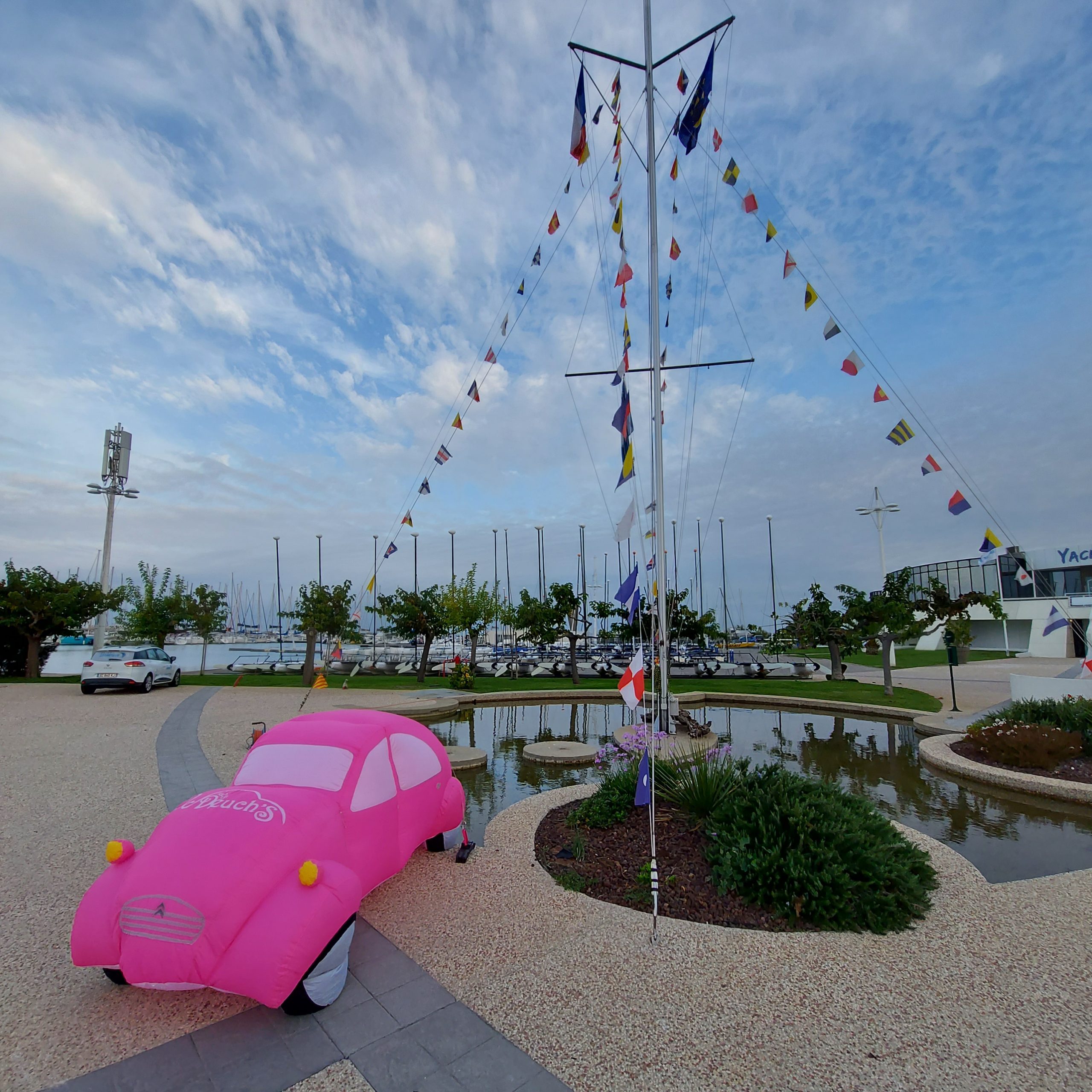 Choupette 2cv rose gonflable